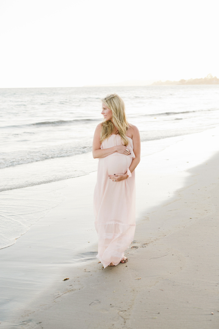 santa-barbara-beach-maternity