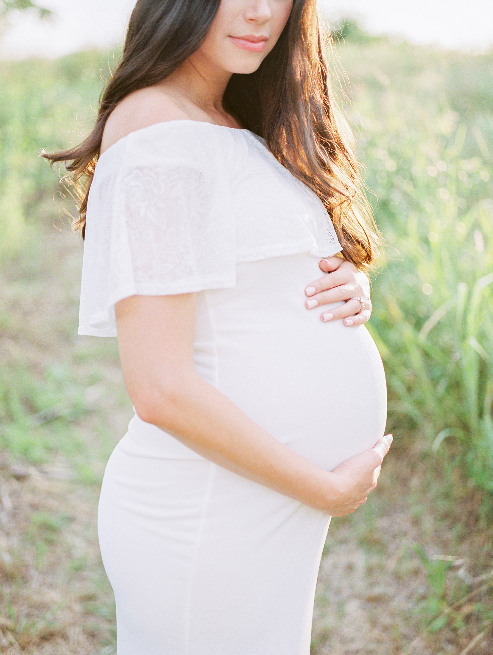 Dallas maternity session shot on the Pentax 645n by DFW maternity photographer Tenth & Grace.