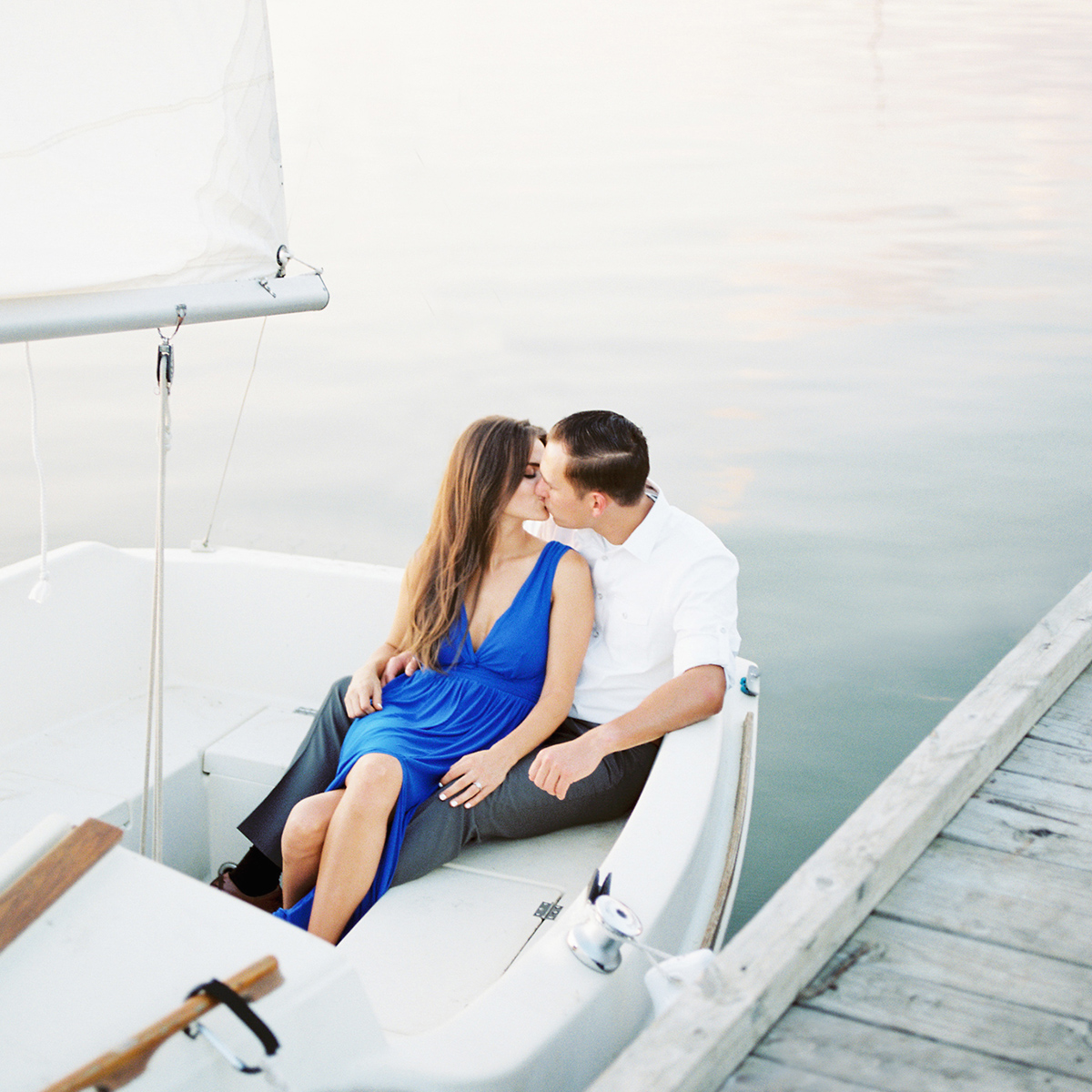 White Rock Lake sailboat engagement session